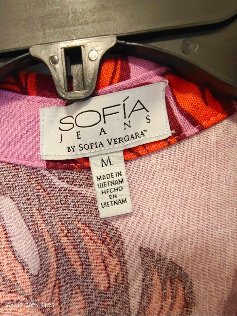 sofia by sofia vergara Pink and Red Tropical Tie-Front Button Shirt - Picture 5 of 7